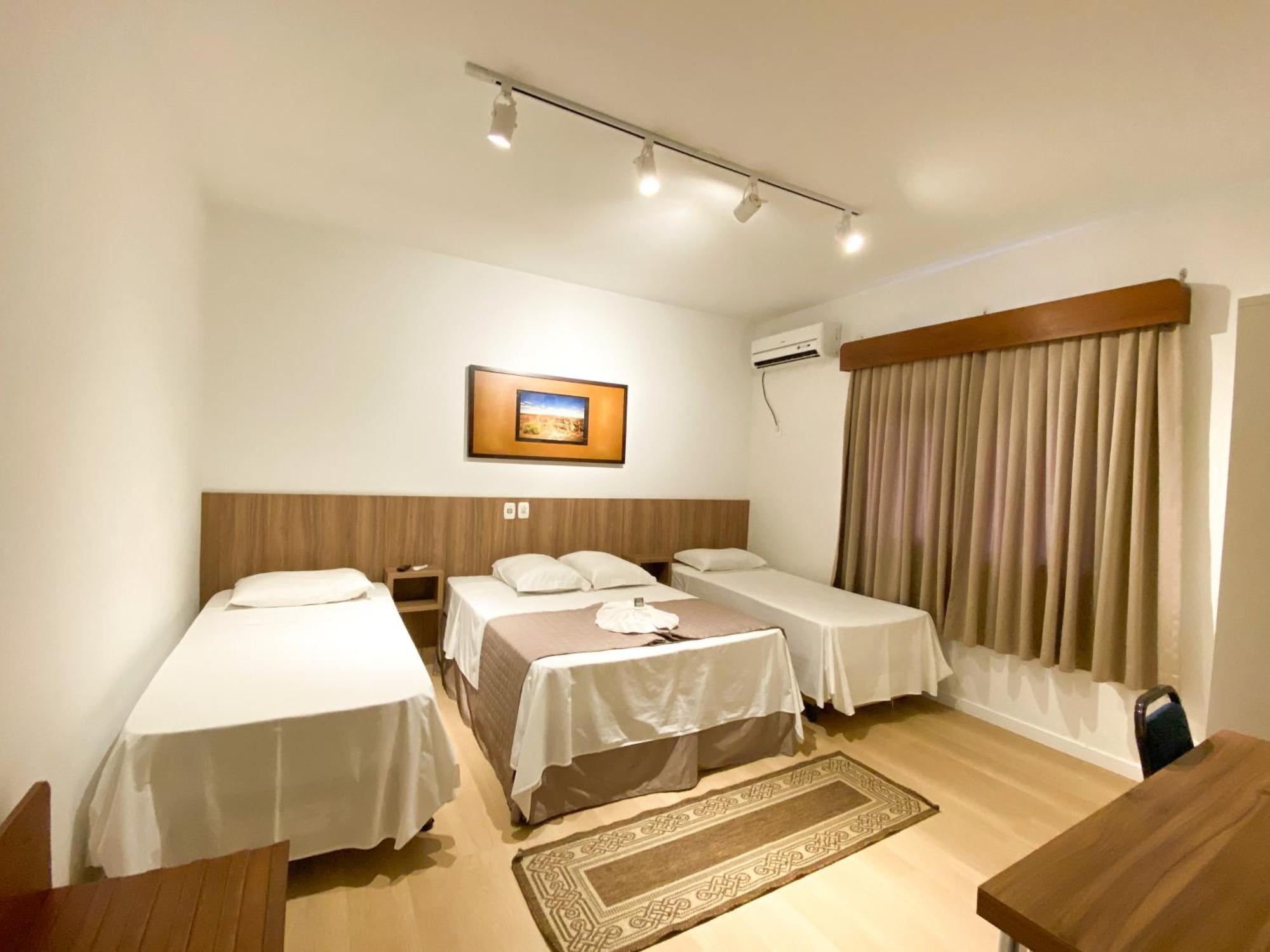 Hotel Raul'S Gaspar Buitenkant foto